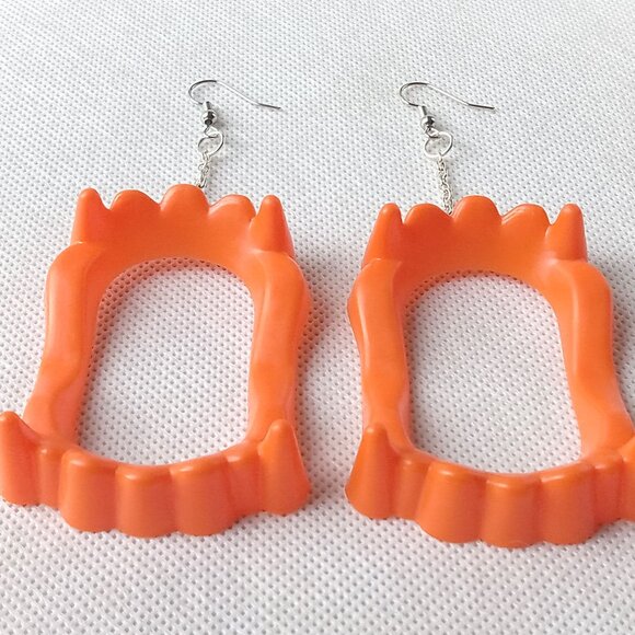 🎯 10 for $12 / Orange Vampire Teeth Earrings, Weird Handmade Earrings - Picture 7 of 10